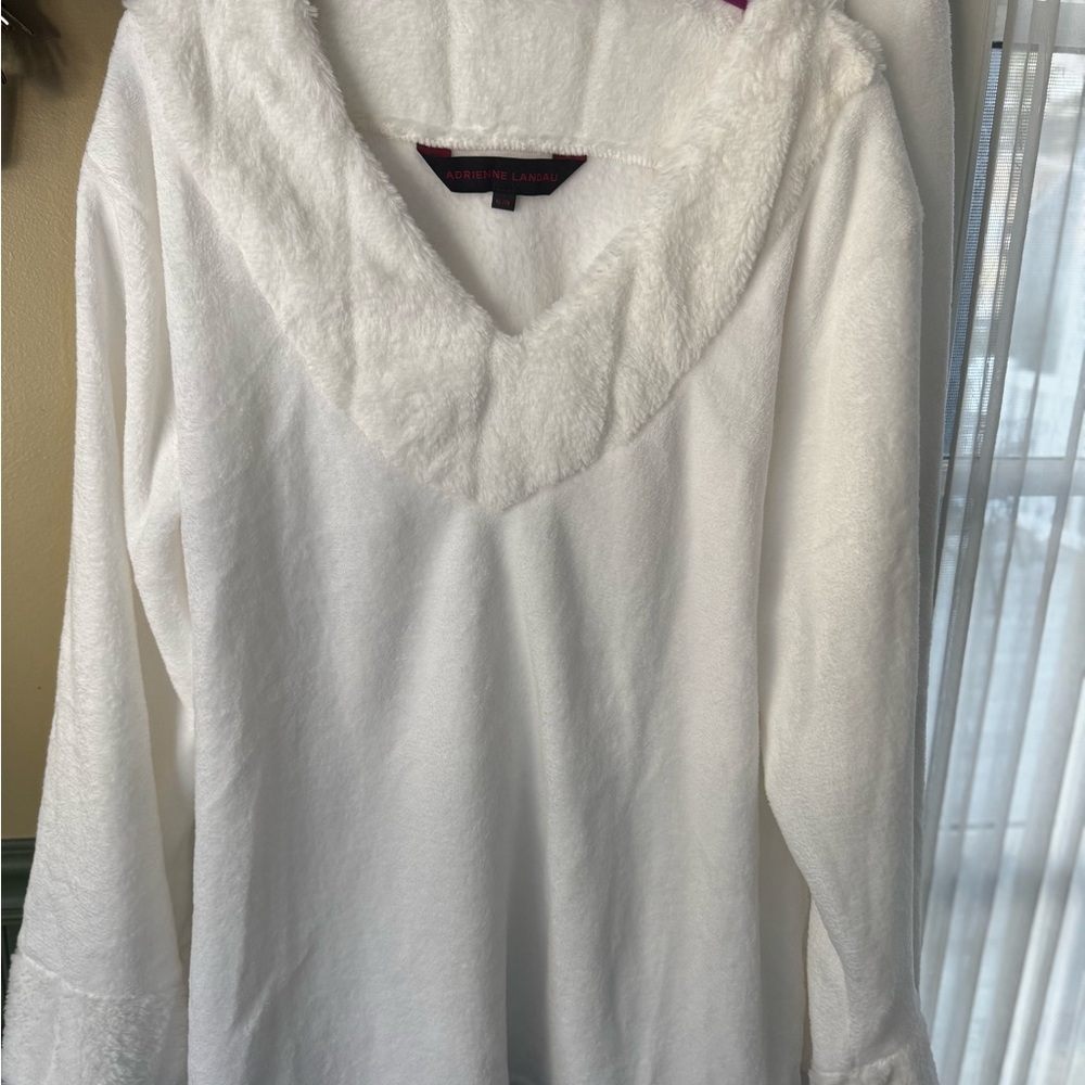 Adrienne Landau White Pajama Set